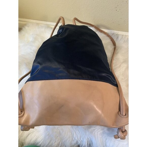 initial THE UNUSUAL EXPERIENCE  backpack nylon leather - Picture 10 of 12